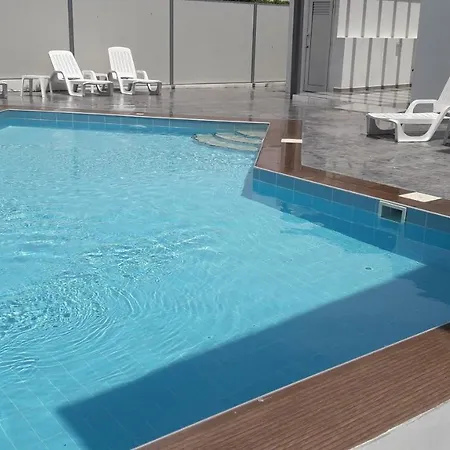 Apartament Tico Court