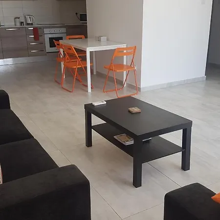 Apartament Tico Court *
