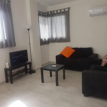 Apartament Tico Court *